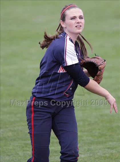 Thumbnail 1 in Marymount vs. La Salle (CIF SS DVI Final) photogallery.