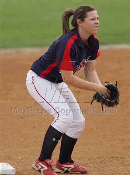 Thumbnail 3 in Marymount vs. La Salle (CIF SS DVI Final) photogallery.