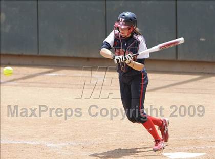 Thumbnail 3 in Marymount vs. La Salle (CIF SS DVI Final) photogallery.