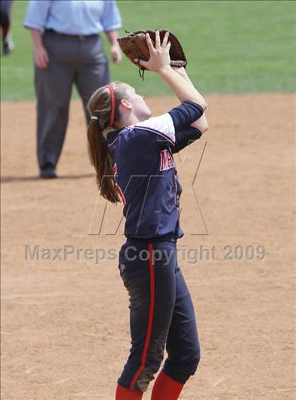 Thumbnail 3 in Marymount vs. La Salle (CIF SS DVI Final) photogallery.