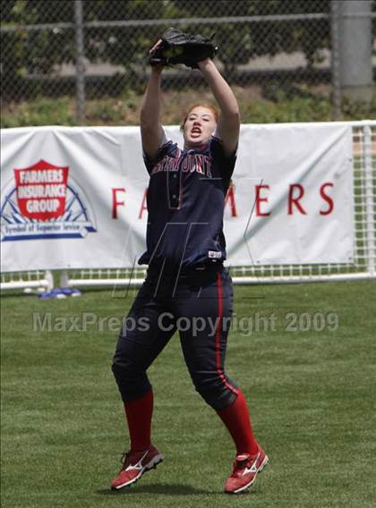 Thumbnail 2 in Marymount vs. La Salle (CIF SS DVI Final) photogallery.