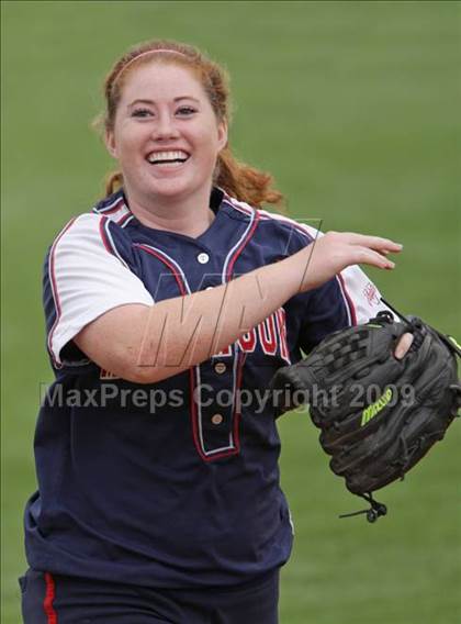 Thumbnail 1 in Marymount vs. La Salle (CIF SS DVI Final) photogallery.