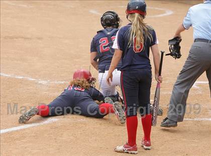 Thumbnail 1 in Marymount vs. La Salle (CIF SS DVI Final) photogallery.