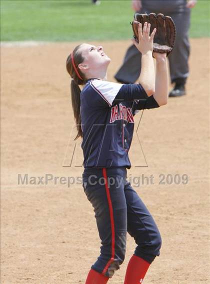 Thumbnail 1 in Marymount vs. La Salle (CIF SS DVI Final) photogallery.