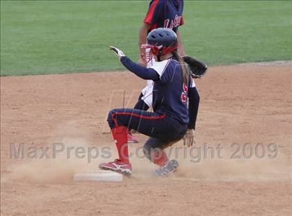 Thumbnail 2 in Marymount vs. La Salle (CIF SS DVI Final) photogallery.