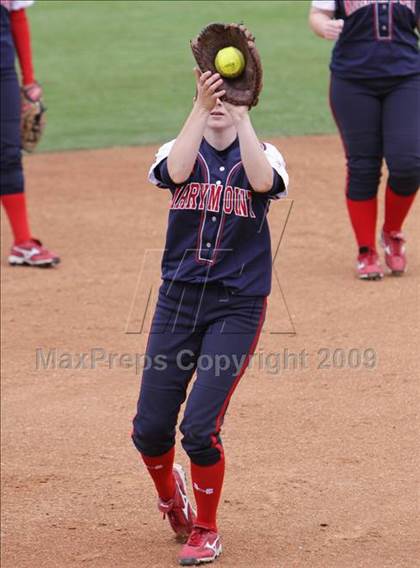Thumbnail 3 in Marymount vs. La Salle (CIF SS DVI Final) photogallery.