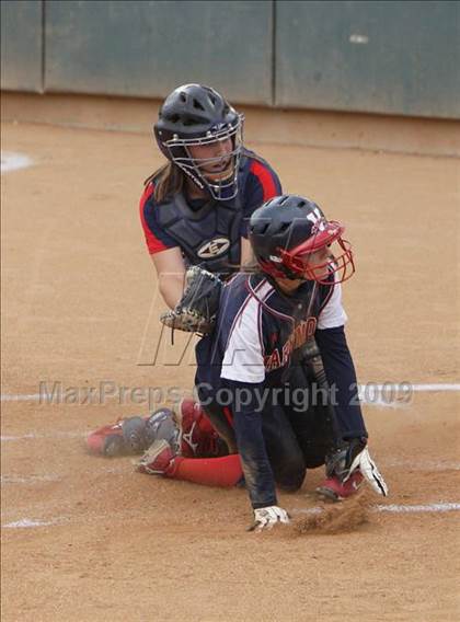 Thumbnail 3 in Marymount vs. La Salle (CIF SS DVI Final) photogallery.