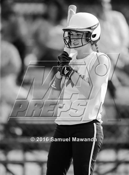Thumbnail 2 in Chaminade vs  Notre Dame (SO) photogallery.