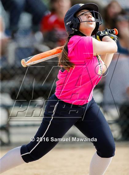 Thumbnail 3 in Chaminade vs  Notre Dame (SO) photogallery.