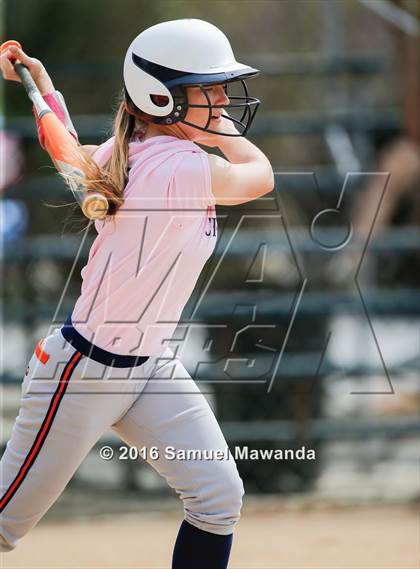 Thumbnail 2 in Chaminade vs  Notre Dame (SO) photogallery.