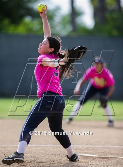 Thumbnail 2 in Chaminade vs  Notre Dame (SO) photogallery.
