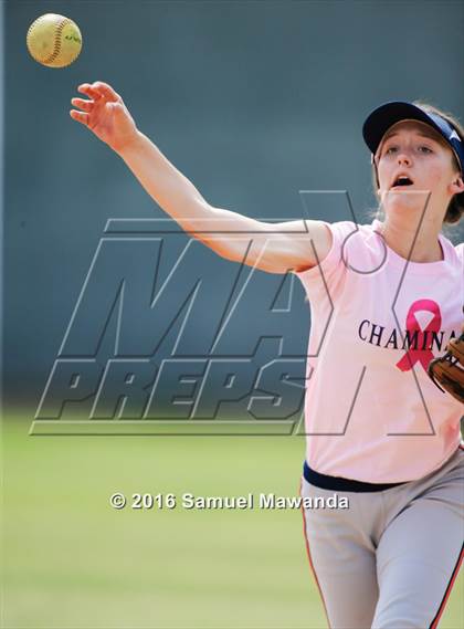 Thumbnail 1 in Chaminade vs  Notre Dame (SO) photogallery.