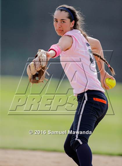 Thumbnail 1 in Chaminade vs  Notre Dame (SO) photogallery.