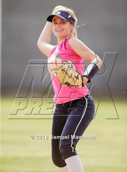 Thumbnail 1 in Chaminade vs  Notre Dame (SO) photogallery.