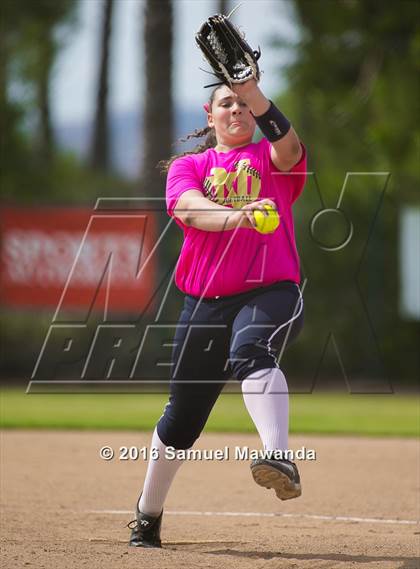 Thumbnail 3 in Chaminade vs  Notre Dame (SO) photogallery.