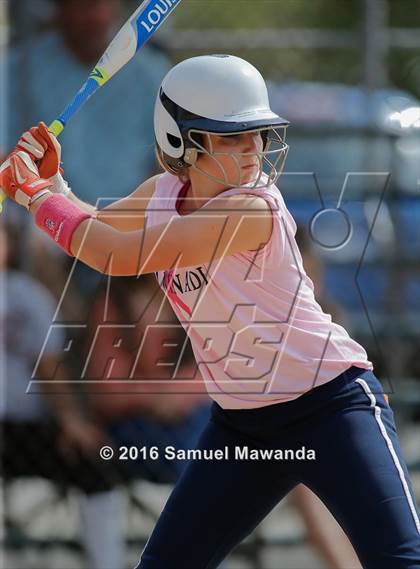 Thumbnail 3 in Chaminade vs  Notre Dame (SO) photogallery.