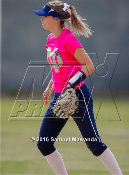 Thumbnail 2 in Chaminade vs  Notre Dame (SO) photogallery.