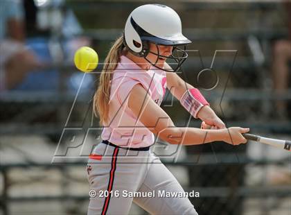 Thumbnail 3 in Chaminade vs  Notre Dame (SO) photogallery.