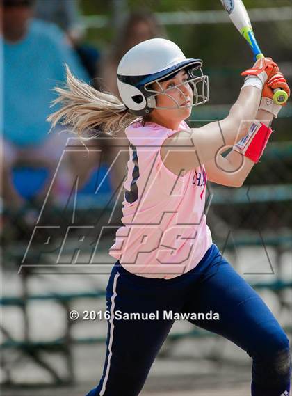 Thumbnail 3 in Chaminade vs  Notre Dame (SO) photogallery.