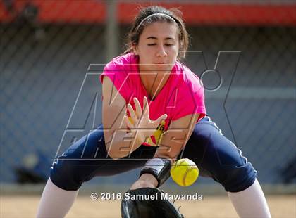 Thumbnail 1 in Chaminade vs  Notre Dame (SO) photogallery.