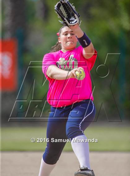 Thumbnail 1 in Chaminade vs  Notre Dame (SO) photogallery.