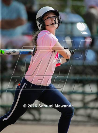 Thumbnail 2 in Chaminade vs  Notre Dame (SO) photogallery.