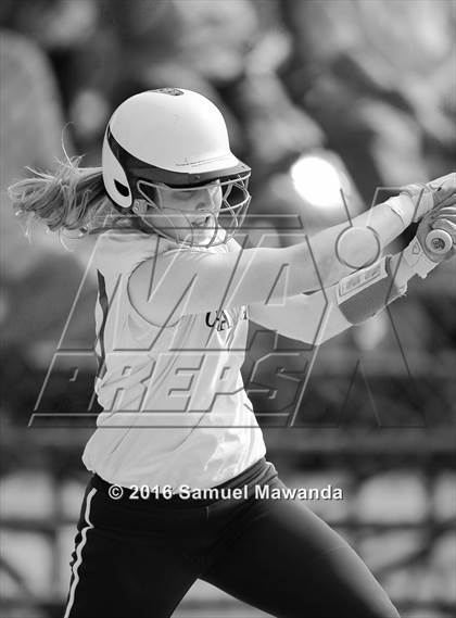 Thumbnail 2 in Chaminade vs  Notre Dame (SO) photogallery.