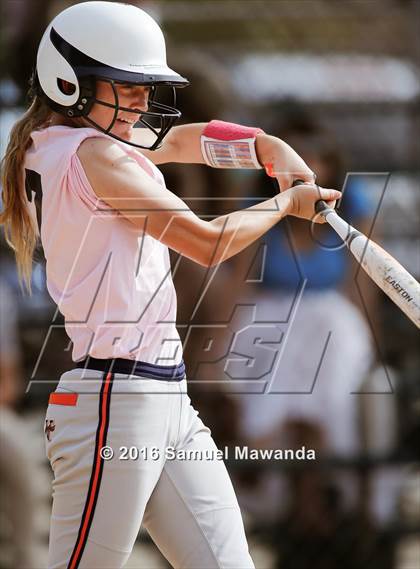 Thumbnail 3 in Chaminade vs  Notre Dame (SO) photogallery.