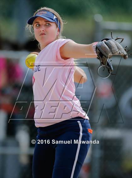 Thumbnail 3 in Chaminade vs  Notre Dame (SO) photogallery.