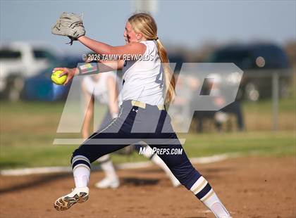 Thumbnail 1 in Lindsay @ Perrin-Whitt photogallery.