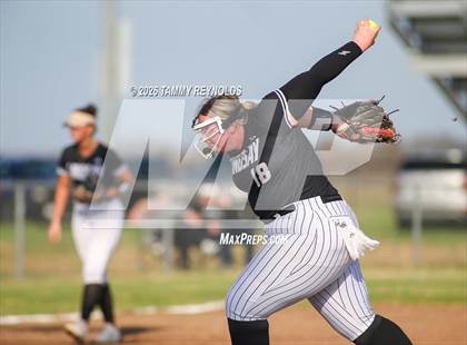 Thumbnail 3 in Lindsay @ Perrin-Whitt photogallery.