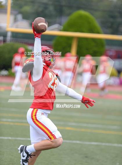 Thumbnail 3 in St. Anthony's @ Chaminade photogallery.