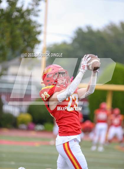 Thumbnail 2 in St. Anthony's @ Chaminade photogallery.