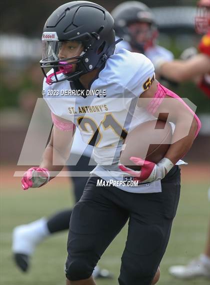 Thumbnail 3 in St. Anthony's @ Chaminade photogallery.