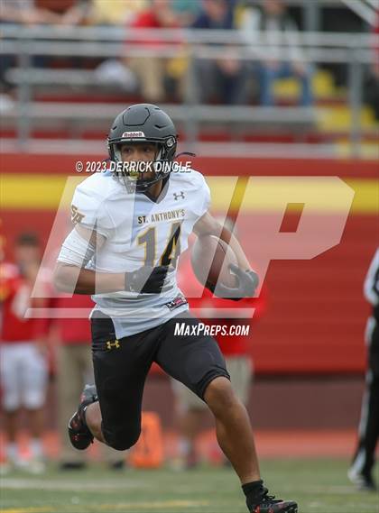 Thumbnail 3 in St. Anthony's @ Chaminade photogallery.