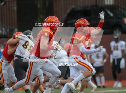Thumbnail 1 in St. Anthony's @ Chaminade photogallery.