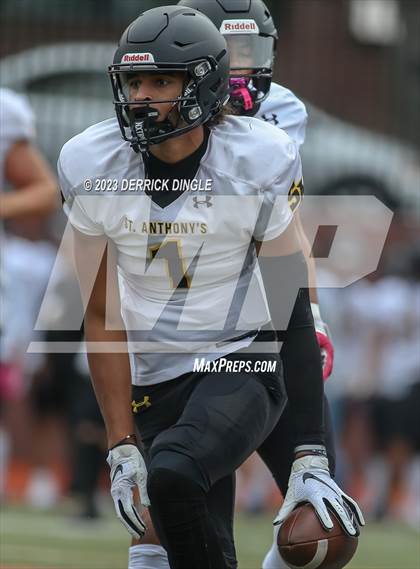 Thumbnail 3 in St. Anthony's @ Chaminade photogallery.