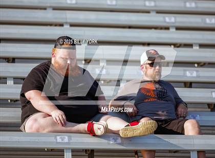 Thumbnail 2 in Grand Saline vs Palmer photogallery.