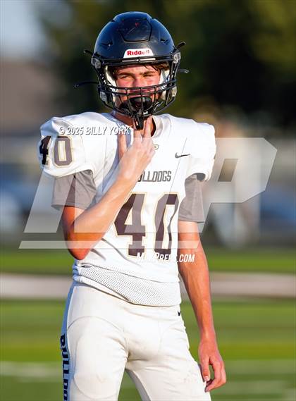 Thumbnail 1 in Grand Saline vs Palmer photogallery.