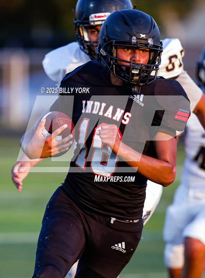 Thumbnail 1 in Grand Saline vs Palmer photogallery.