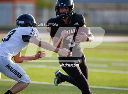 Thumbnail 2 in Grand Saline vs Palmer photogallery.