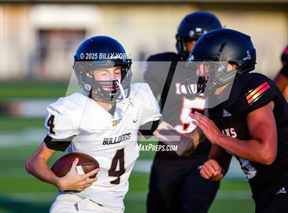 Thumbnail 1 in Grand Saline vs Palmer photogallery.