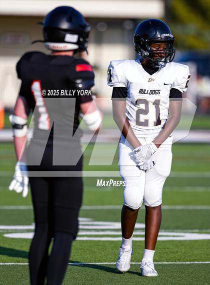 Thumbnail 2 in Grand Saline vs Palmer photogallery.