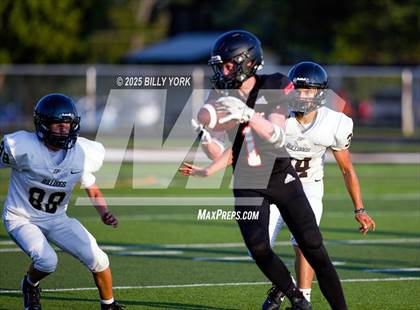 Thumbnail 2 in Grand Saline vs Palmer photogallery.