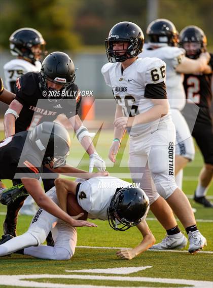 Thumbnail 2 in Grand Saline vs Palmer photogallery.