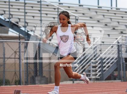 Thumbnail 1 in Skyhawk Invitational (Track) photogallery.