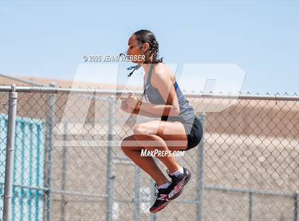 Thumbnail 3 in Skyhawk Invitational (Track) photogallery.