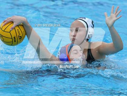 Thumbnail 3 in Clairemont vs. Helix (CIF SDS Division 1 Final) photogallery.