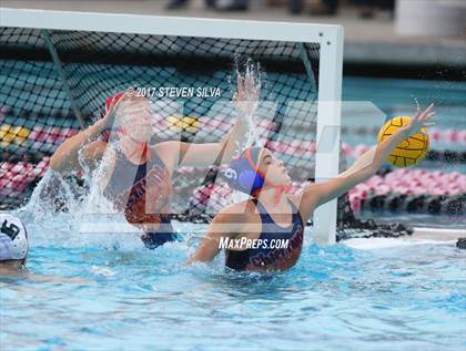 Thumbnail 2 in Clairemont vs. Helix (CIF SDS Division 1 Final) photogallery.