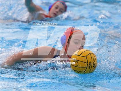 Thumbnail 2 in Clairemont vs. Helix (CIF SDS Division 1 Final) photogallery.